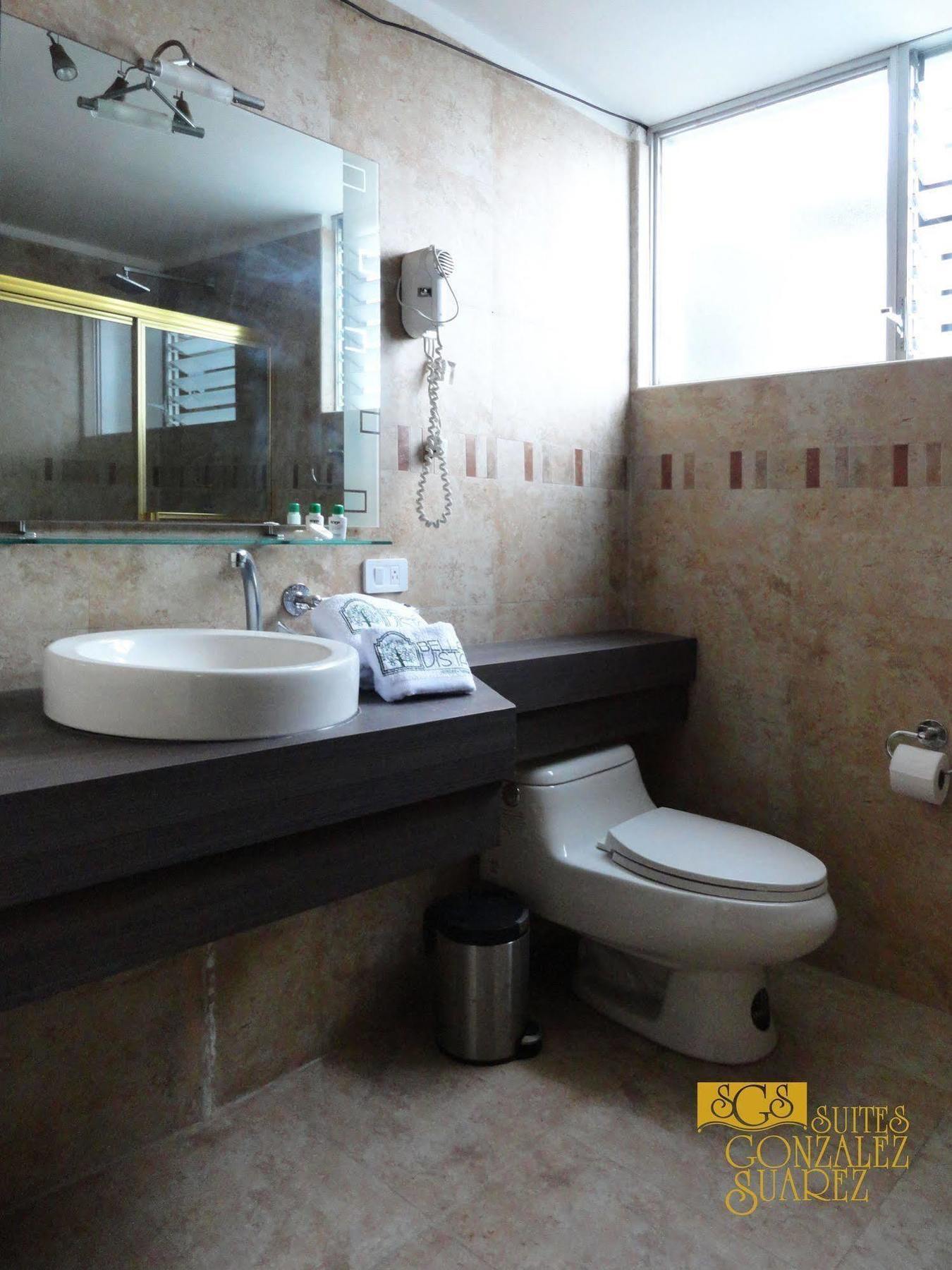 Hotel Suites Gonzalez Suarez Кито Экстерьер фото